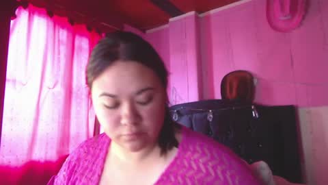 Snapshot of nikkirous_ chatting on 04/06/26, 05:47 Nikkirous online show from 04/06/26, 05:47