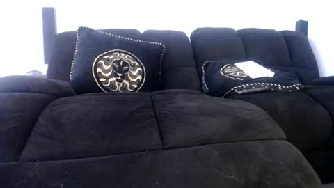 Snapshot of nikkkibabyyyy chatting on 12/04/25, 05:06 Niquita Sparkles online show from 12/04/25, 05:06