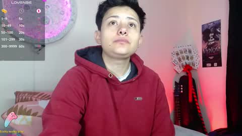 Snapshot of nikky_tomboy444 chatting on 02/26/25, 01:08 Nikky online show from 02/26/25, 01:08