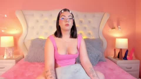 Y E S I online show from 04/06/26, 07:15