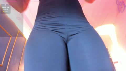     online show from 02/06/25, 02:11