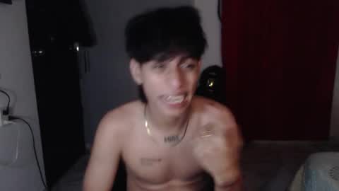 niklaus_wolf online show from 10/12/25, 06:56