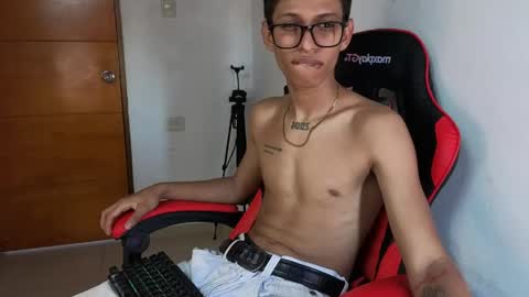 niklaus_wolf online show from 04/02/26, 05:32