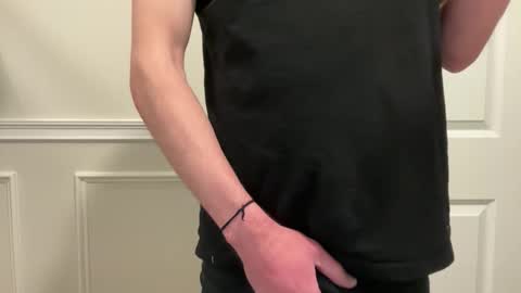 Snapshot of niko9inches chatting on 02/12/26, 08:37 niko9inches online show from 02/12/26, 08:37