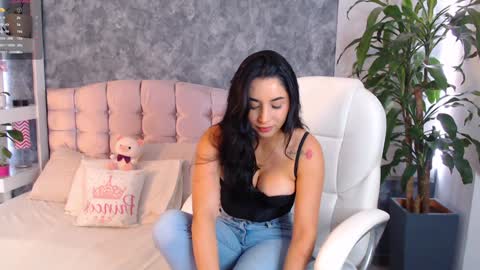 Niko Robin online show from 02/08/25, 03:21