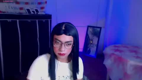 nikol_twink02 online show from 08/04/26, 12:41