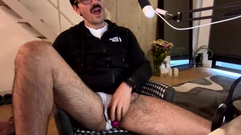 Snapshot of nikolaj_costeer_w chatting on 01/27/25, 07:46 Nikolaj costeer online show from 01/27/25, 07:46