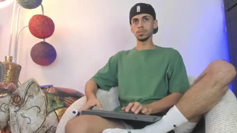    online show from 06/04/26, 11:44