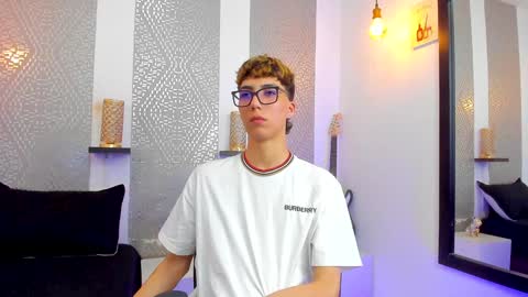    online show from 01/12/25, 07:11