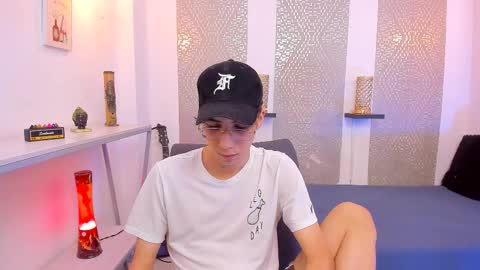    online show from 12/03/25, 05:26