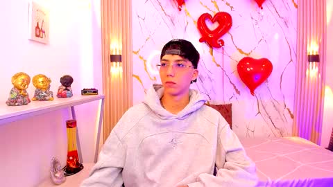 Snapshot of nikolay_gregori chatting on 02/16/26, 04:19 online show from 02/16/26, 04:19