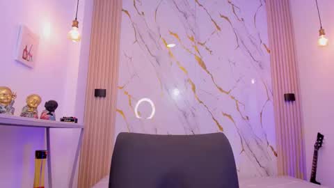 Snapshot of nikolay_gregori chatting on 02/25/26, 04:22 online show from 02/25/26, 04:22