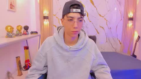 Snapshot of nikolay_gregori chatting on 03/02/26, 04:58 online show from 03/02/26, 04:58