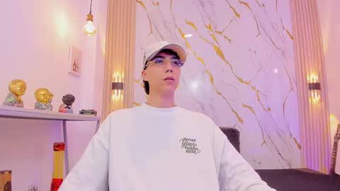    online show from 03/25/26, 04:18