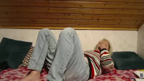 Snapshot of nikole111 chatting on 01/31/25, 05:10 Nikole1 online show from 01/31/25, 05:10