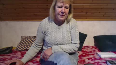 Snapshot of nikole111 chatting on 11/15/25, 10:23 Nikole1 online show from 11/15/25, 10:23