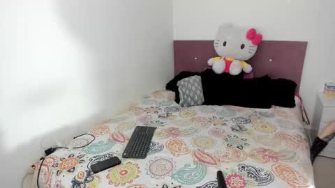 Nikole online show from 11/16/25, 05:35