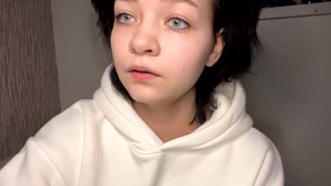 nikoli_naw online show from 01/28/25, 08:26