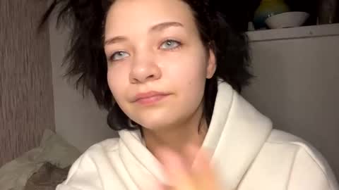 nikoli_naw online show from 01/29/25, 08:25