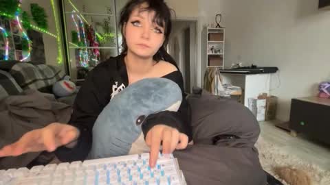 nikoli_naw online show from 12/05/25, 06:22