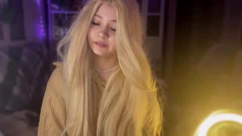 nikoli_naw online show from 02/21/26, 09:27