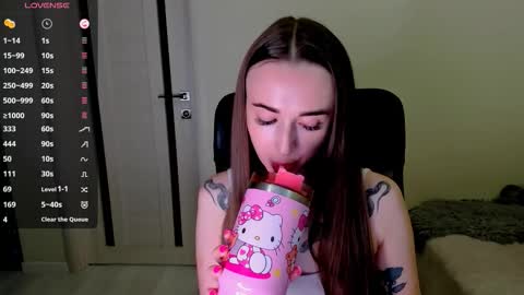      online show from 12/02/25, 02:06