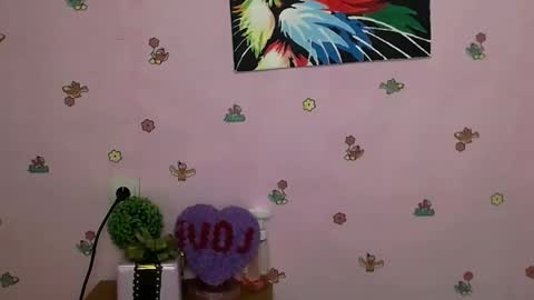 Snapshot of nikolleta_m chatting on 11/21/25, 08:24 Nikolleta online show from 11/21/25, 08:24