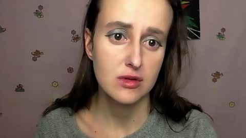 Snapshot of nikolleta_m chatting on 11/23/25, 07:57 Nikolleta online show from 11/23/25, 07:57