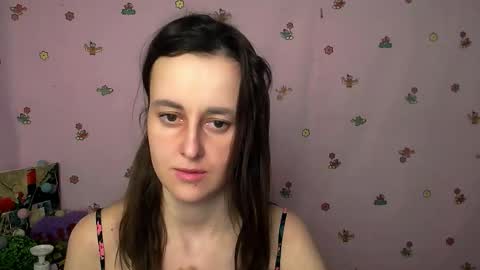 Snapshot of nikolleta_m chatting on 12/05/25, 09:18 Nikolleta online show from 12/05/25, 09:18