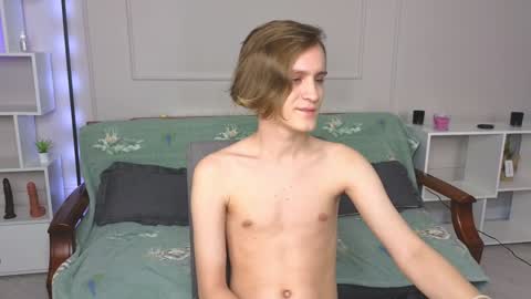 niko online show from 01/10/25, 03:07