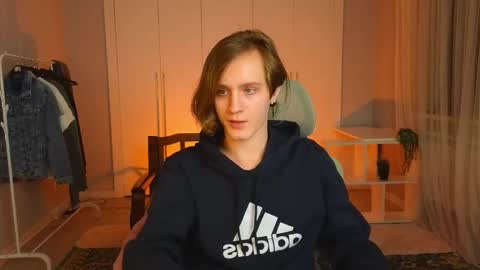 niko online show from 03/10/25, 08:45