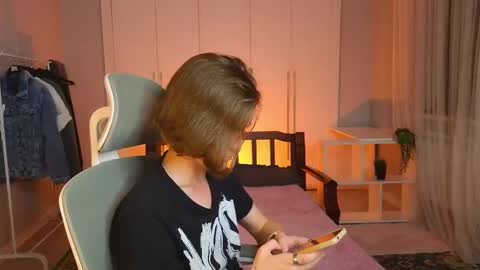 niko online show from 03/10/25, 11:49