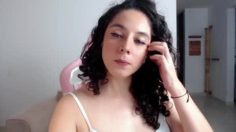 niky_blue online show from 02/02/25, 04:37