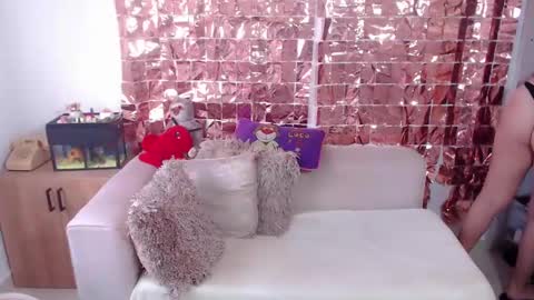 niky_blue online show from 11/02/25, 08:22