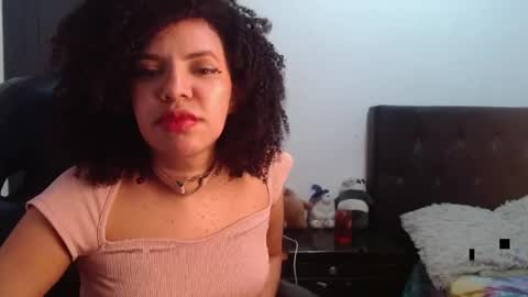 Snapshot of niky_golden chatting on 04/18/26, 05:33 Nicole GTM-5 1100 pm - 700 am online show from 04/18/26, 05:33