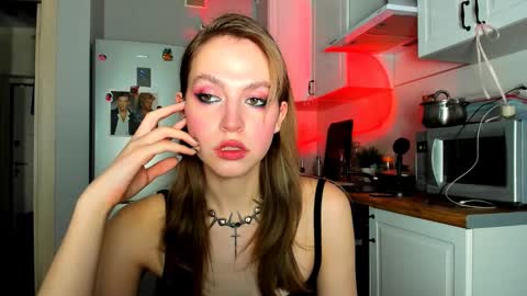 Veronica online show from 02/18/25, 03:21