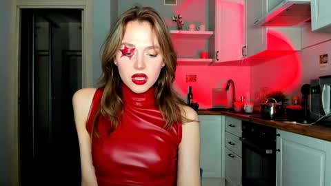 Veronica online show from 02/25/25, 07:58