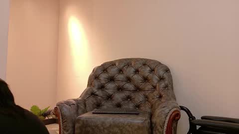  NIKY SMIT  online show from 03/08/25, 11:37