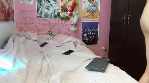 Nikylaine online show from 12/28/24, 03:15