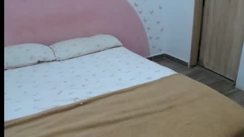nila online show from 07/10/26, 01:43