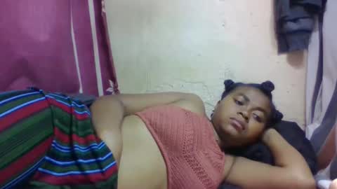 nilah online show from 11/14/25, 07:45