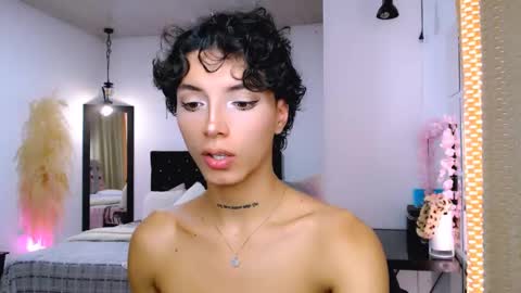 Snapshot of nilam217 chatting on 02/12/25, 03:38 Nilam online show from 02/12/25, 03:38