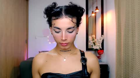 Snapshot of nilam217 chatting on 03/09/25, 07:12 Nilam online show from 03/09/25, 07:12