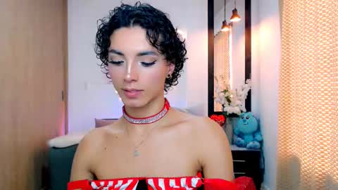 Snapshot of nilam217 chatting on 03/11/25, 04:40 Nilam online show from 03/11/25, 04:40