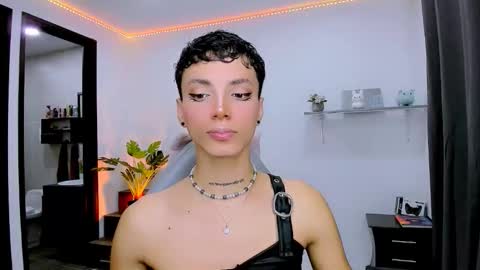 Snapshot of nilam217 chatting on 10/02/25, 11:45 Nilam online show from 10/02/25, 11:45