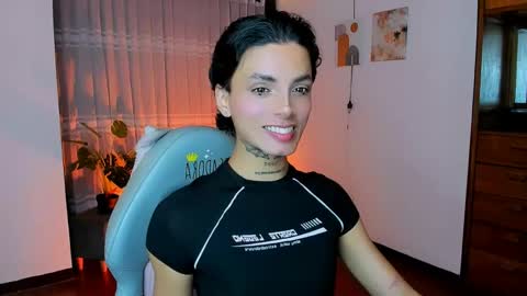 Nilam online show from 06/06/26, 02:27