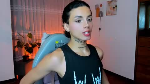 Nilam online show from 06/10/26, 12:22