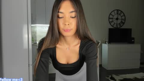 Bella online show from 03/05/25, 12:59