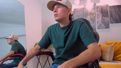 Nils online show from 03/11/25, 05:05