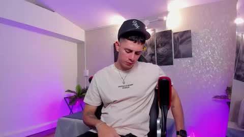 Nils online show from 10/24/25, 04:31